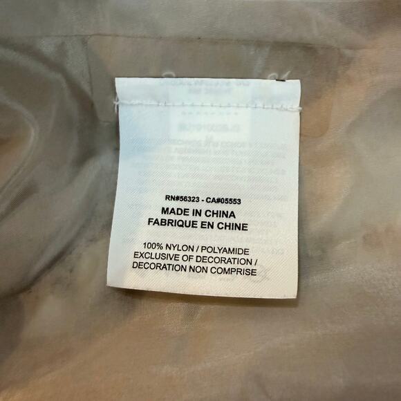 Nike Ultralight Running Rain Jacket Medium - Picture 4 of 4